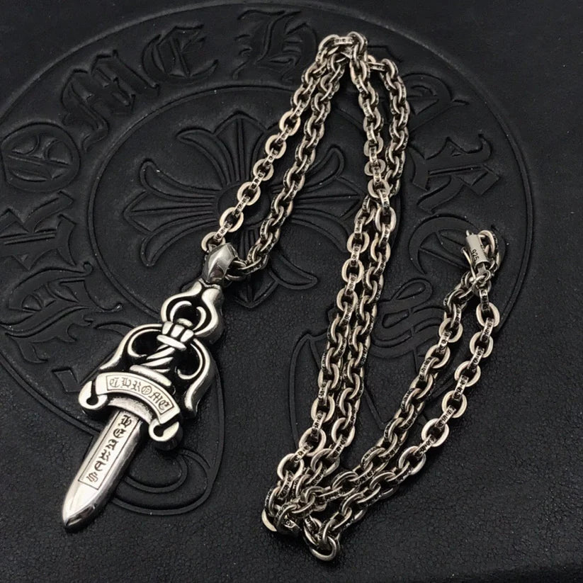 CH LOGO NECKLACE 6